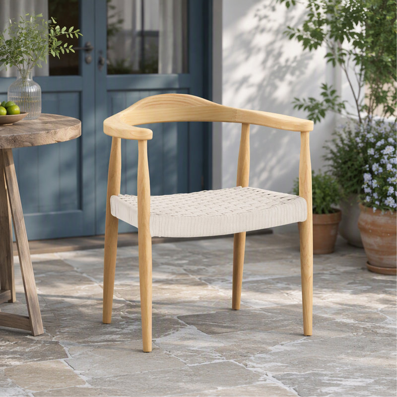 Chaise avec accoudoirs