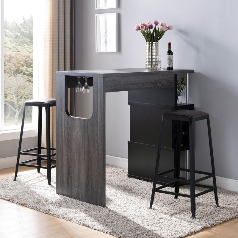 Deux meubles de bar pour la maison avec un compartiment à verres à vin et trois tablettes, de grandes tablettes grises et noires pour un bar confortable,