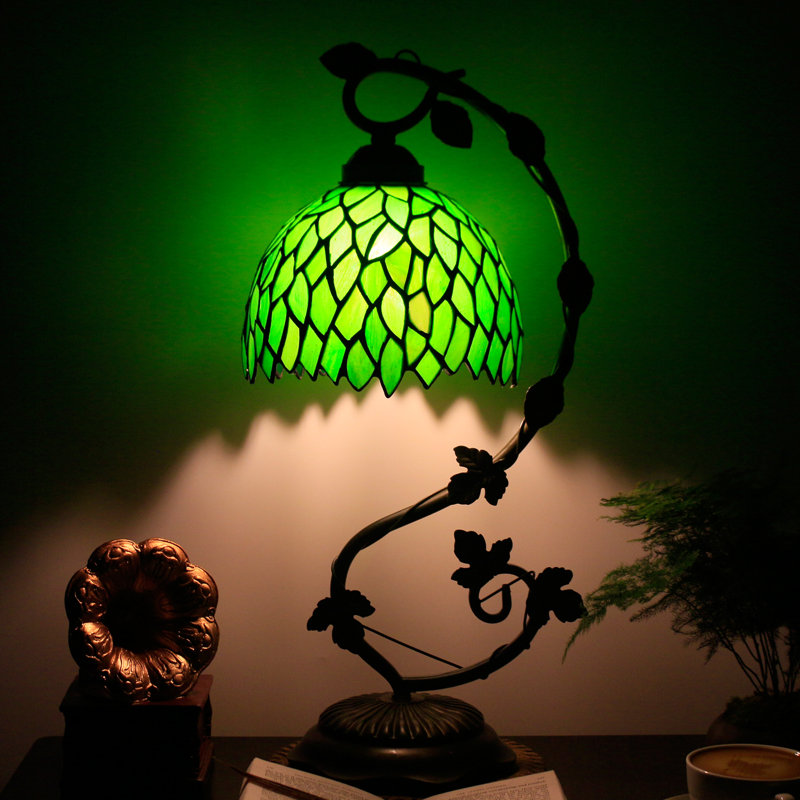 Biscoe Metal Lamp, Green