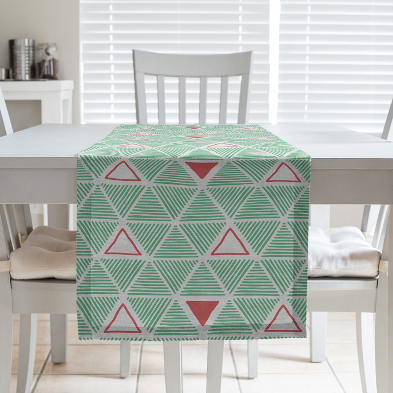 Chemin de table à triangles dessinés à la main Classic, Vert clair / Rouge, 16 po x 90 po