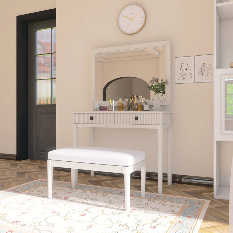 Bureau moderne avec miroir