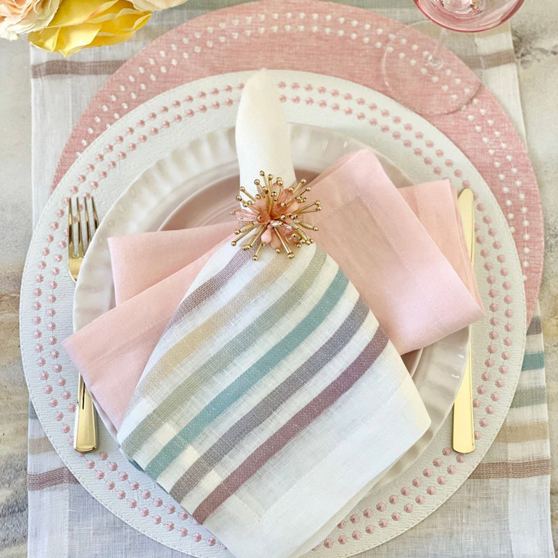 Pearls Vinyl Round Placemats, White/Rose