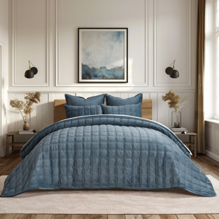 Double Box Stitch Velvet Quilt set
