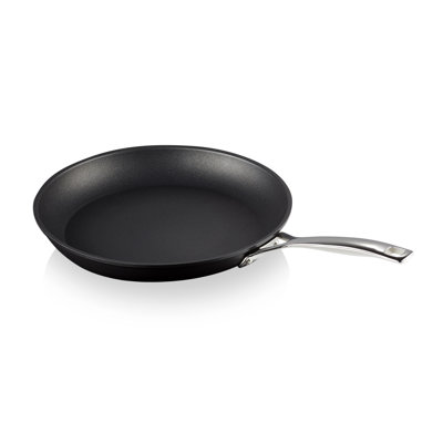 Le Creuset Non-Stick Shallow Frying Pan