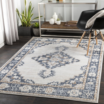Gittens Oriental Indoor Rug