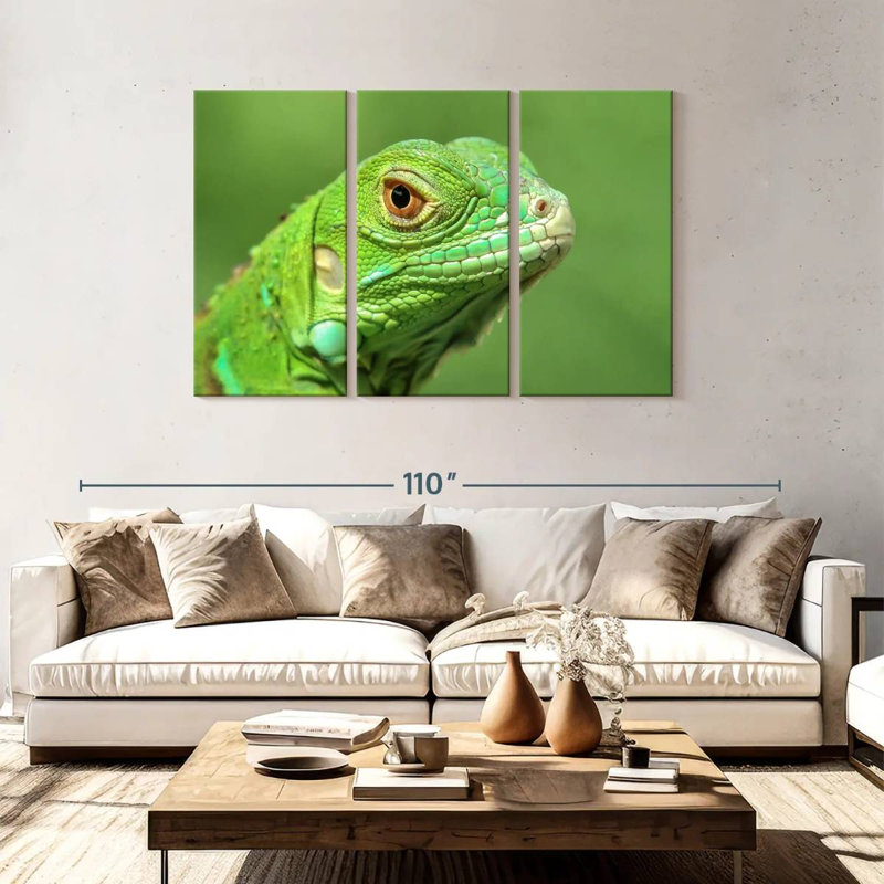 Green Lizard Closeup, 48" H x 74" W