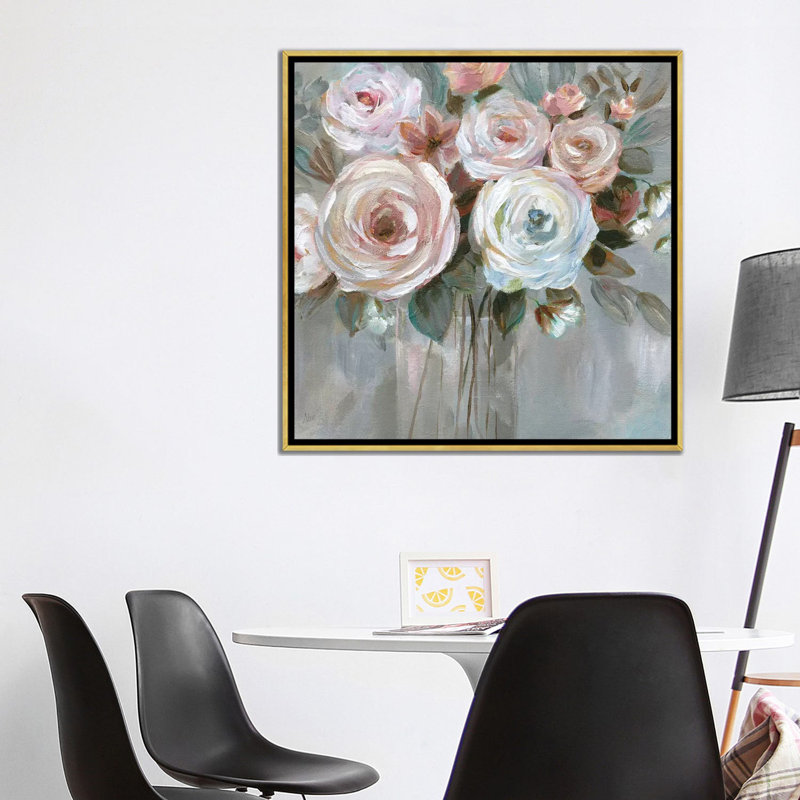 «Bouquet In Blush» par Nan - impression, Encadrement doré, H 37 po x l 37 po x P 1,5 po