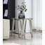 Table de bout carrée 20 pouces, table de bout moderne en acier inoxydable, table basse en verre trempé double couche, table d'appoint avec rangement