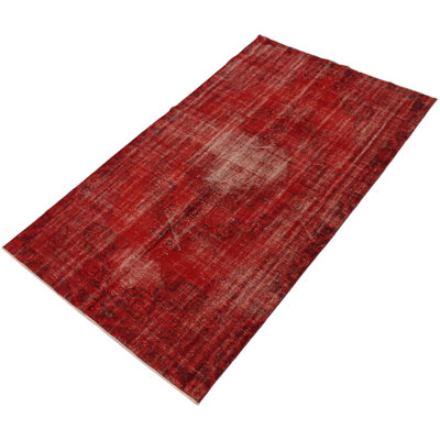 Tapis de bois one-of-kind à la main-noué la 1990 kosak rouge foncé 5 pi 9 po x 9 pi en laine Brigette