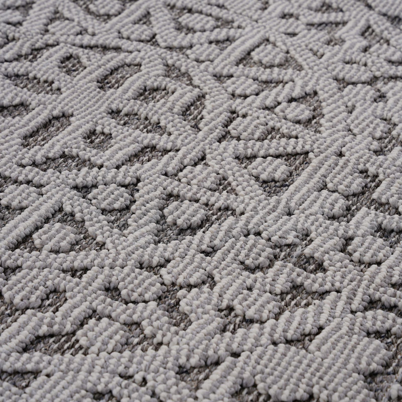 Machine-Woven Rug, Indoor Outdoor Area Rug, Rectangle 6'7" x 7'9"