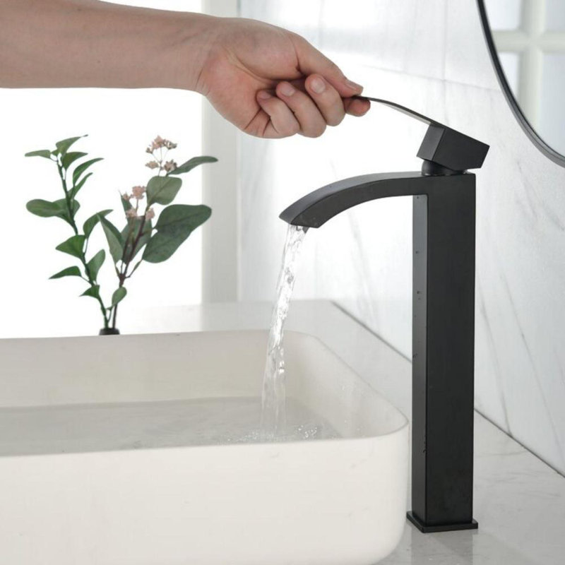 Single-handle Bathroom Faucet, Matte Black