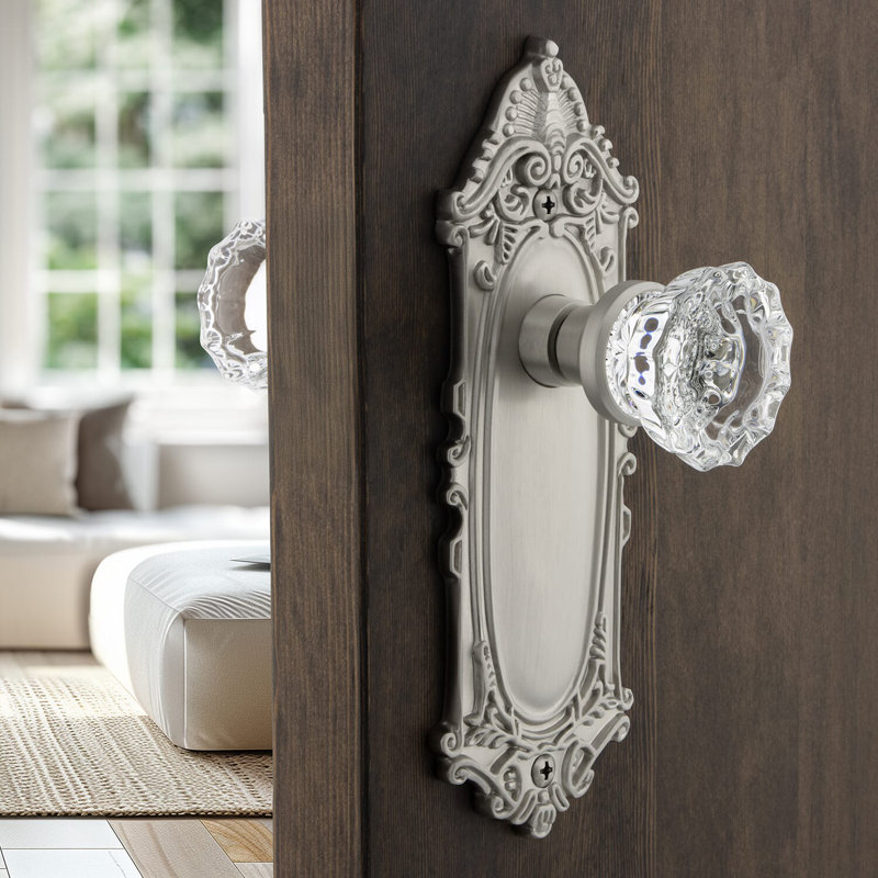 Victorian Plate with Crystal Door Knob, Satin Nickel