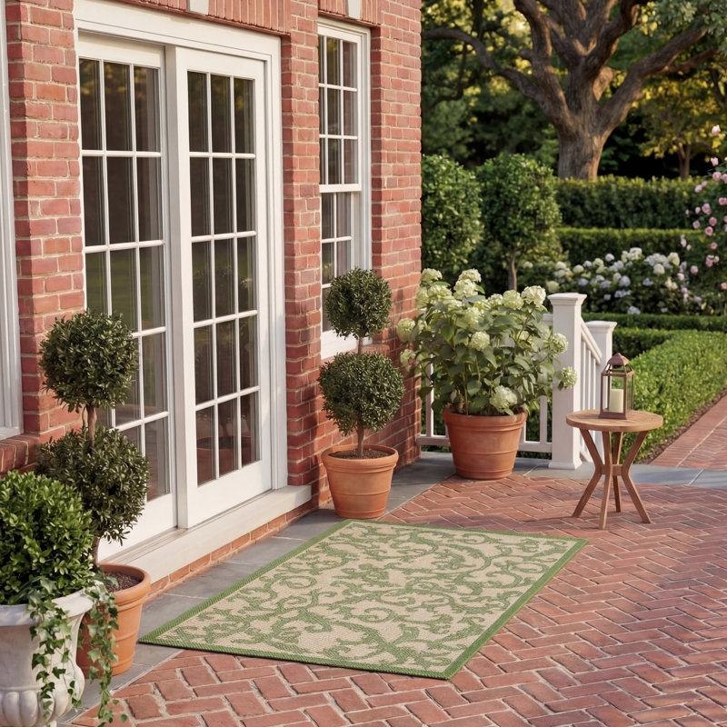 Herefordshire Performance Floral Indoor/Outdoor Area Rug, Rectangle 2' x 3'7"