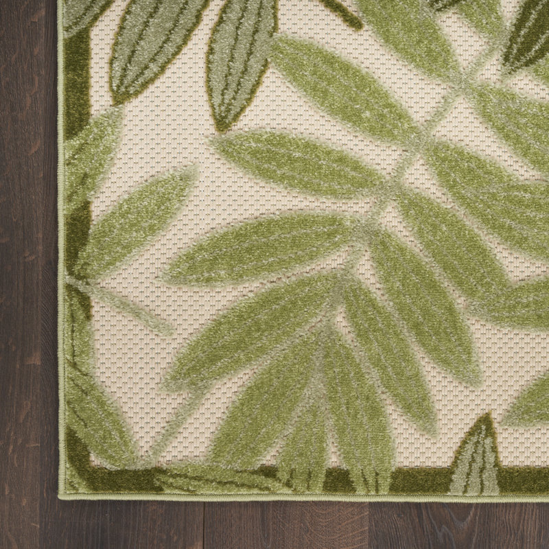 Tapis d'intérieur / extérieur Nivia, Rectangle 7 pi 10 po x 10 pi 6 po