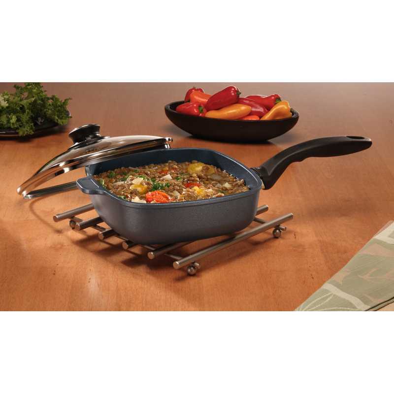 Saute Pan with Lid, 2.1 Qt.