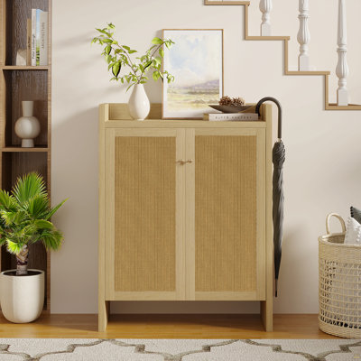 Armoire à chaussures de 42,5 po de hauteur en rotin avec portes, armoire de rangement à 6 niveaux avec tablettes réglables, armoire à chaussures autoportante en bois pour vestibule, couloir, salon (naturel)