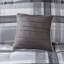 Édredon double / grand écossais - Literie moderne en édredon noir et gris foncé, taies décoratives, 2 coussins avec lit décoratif-122450314
