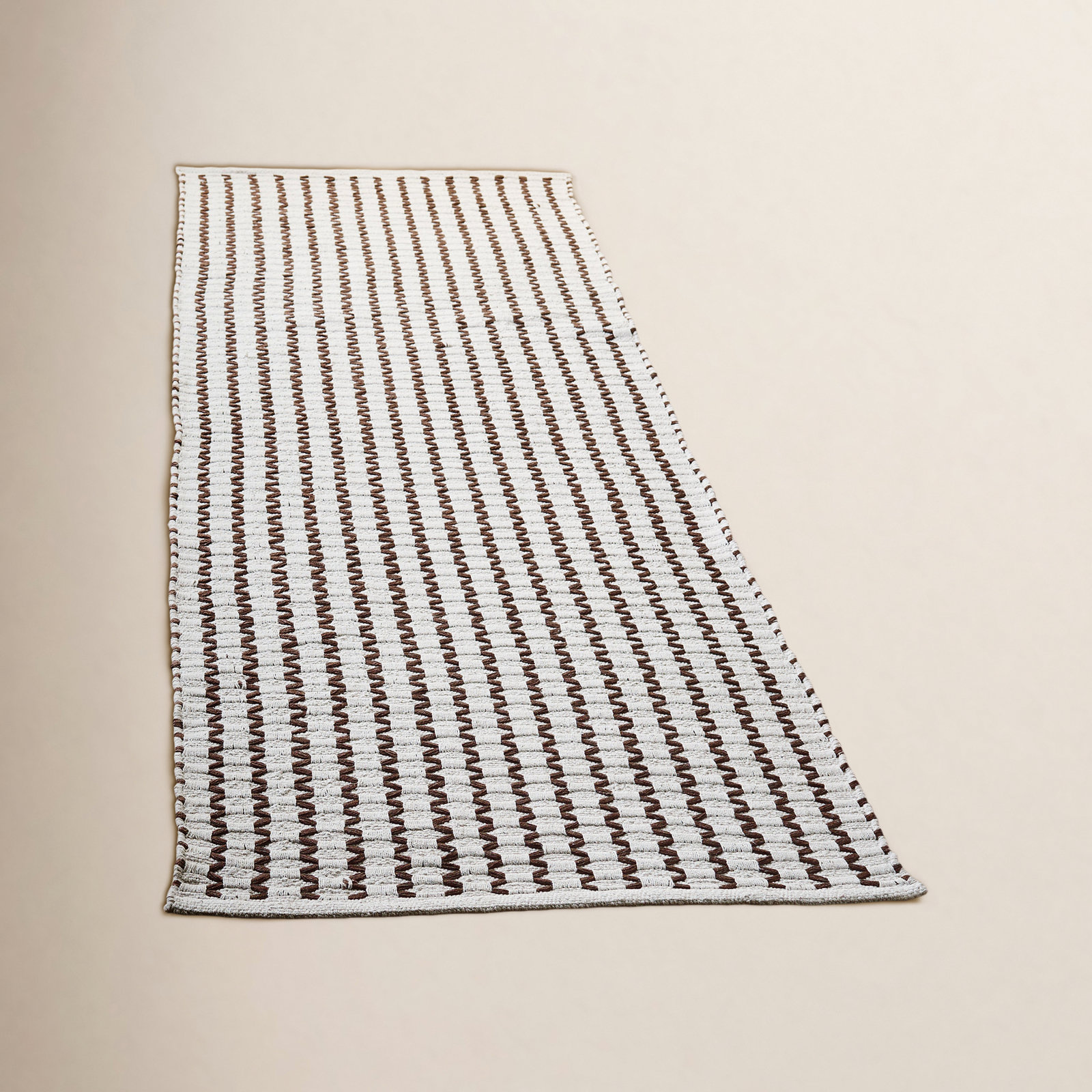 Cape Cod Handwoven Cotton Pile Chevron / Zig Zag Rug, Runner 2'3" x 8'