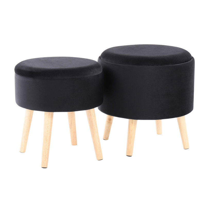 Repose-pieds contemporain en velours avec tabouret assorti et pieds en bois, parfait pour la vie moderne et un rangement supplémentaire.