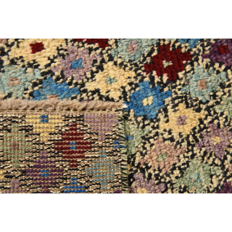 Tapis noir et blanc Oliveri