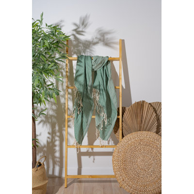 Luxueuse serviette de plage 100% coton Fouta, 39,4 po x 70,9 po | Doux et léger, 7,9 oz / pied carré | Idéal pour la plage, la piscine et le spa | Séchage rapide, entretien facile - lavage délicat à 104 ° F, séchage par culbutage à basse température