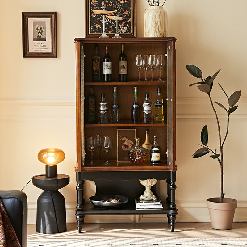 Armoire à vin de style français rétro