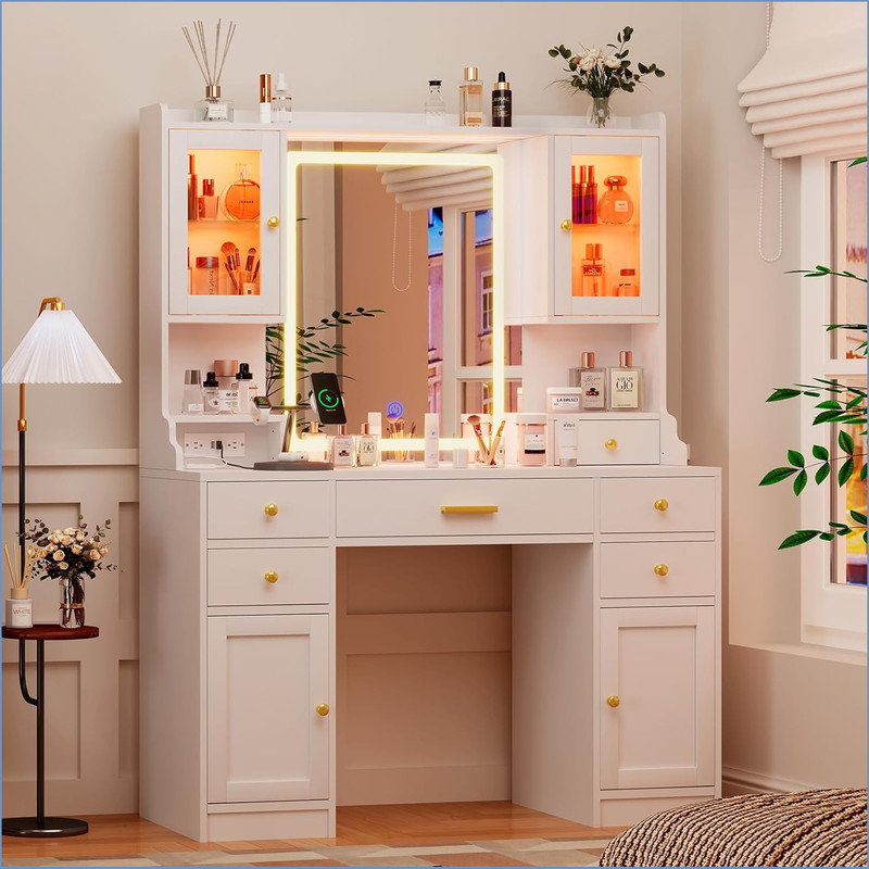 Dressing Table with Mirror