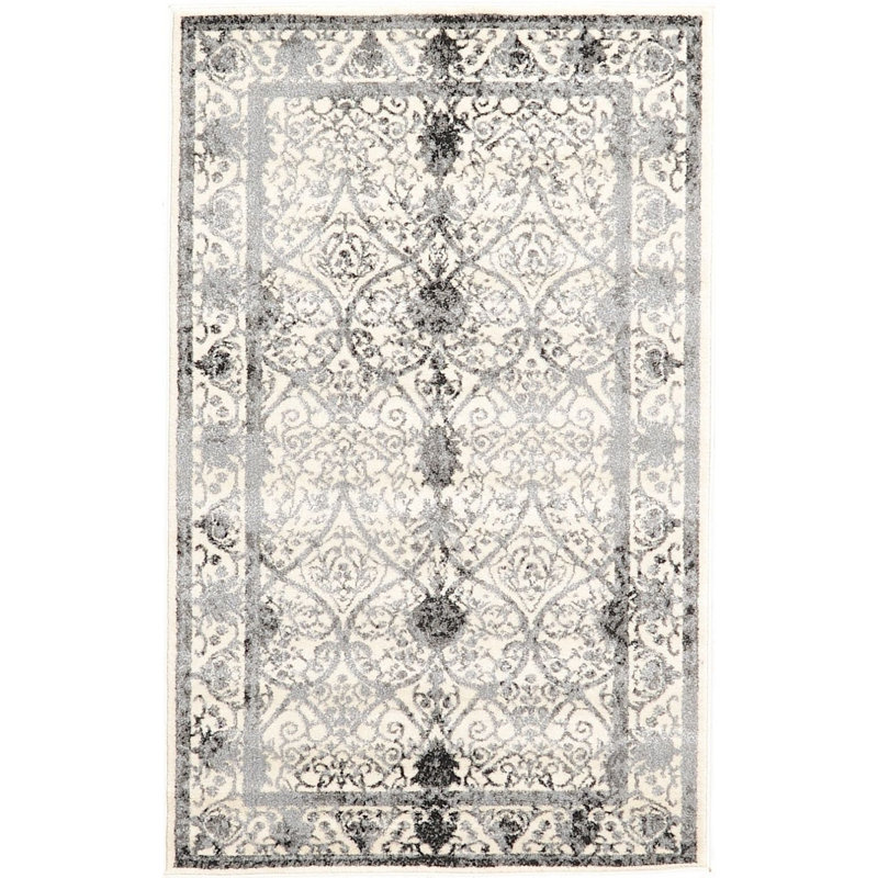 Amika Oriental Indoor Rug, Rectangle 3'3" x 5'3"