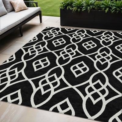 Tapis extérieur lavable à motif treillis noir et ivoire 5 pi x 8 pi