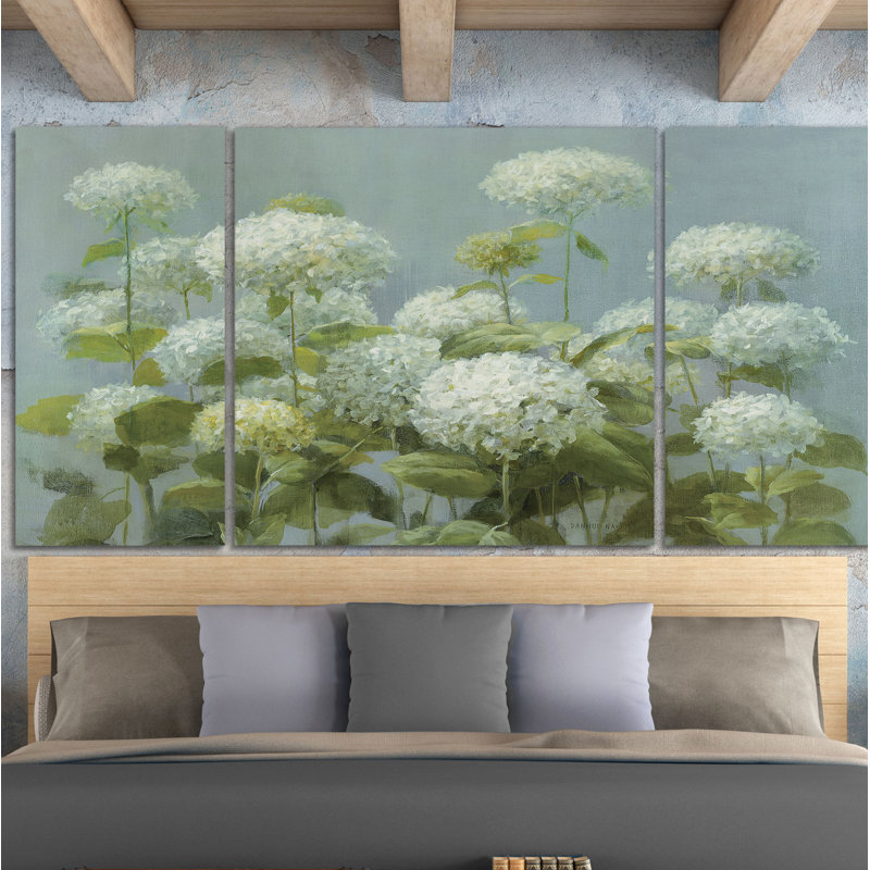 « white hortensia white », reproduction d’image multi-pièces de qualité supérieure sur toile, H 24 po x l 48 po x P 1,5 po