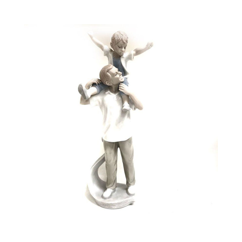Bree People Figurines & Sculptures