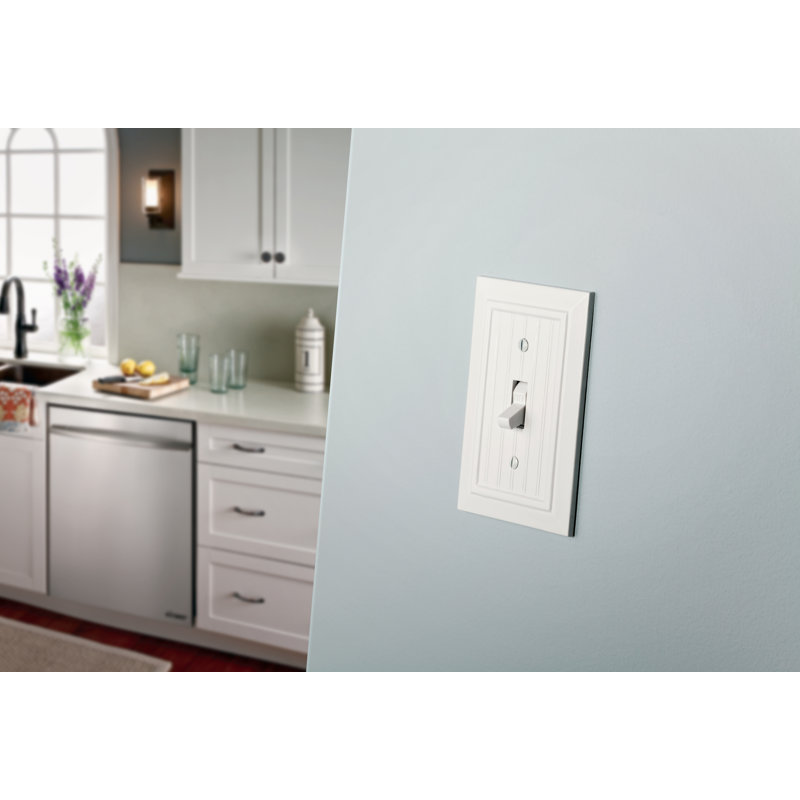 Classic Beadboard 1-Gang Duplex Outlet Wall Plate