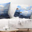 Coussin lombaire de mer avec whitecaps on lake baikal