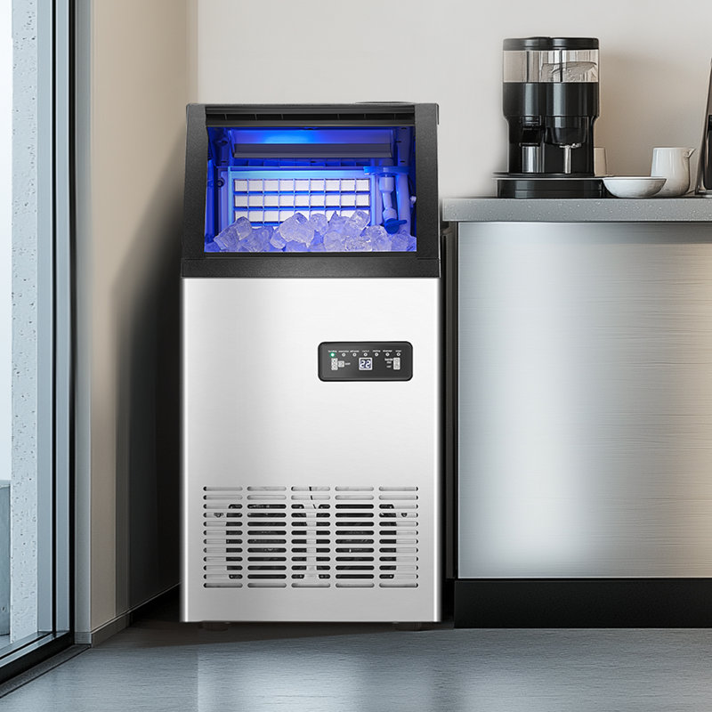 Machine à glaçons commerciale autoportante 80lbs / 24H 36 cubes de glace