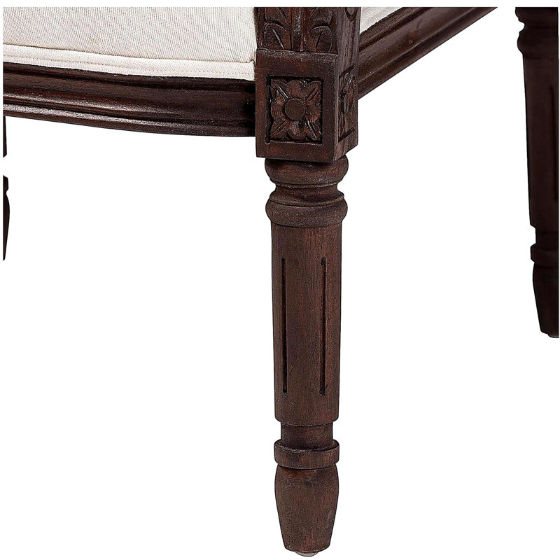 Fauteuil d'appoint traditionnel en tissu beige français et bois brun foncé