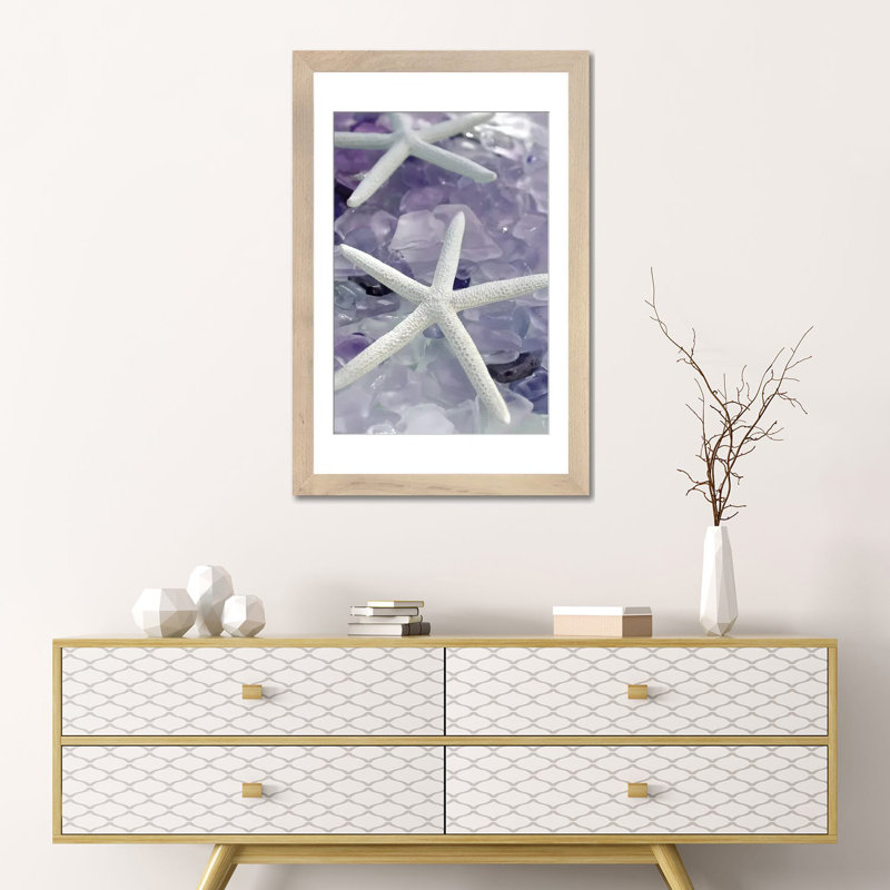 "Verre de mer 1 - mauve" par Alan Blaustein, H 24 po x l 16 po, Cadre d'angle ouvert noir