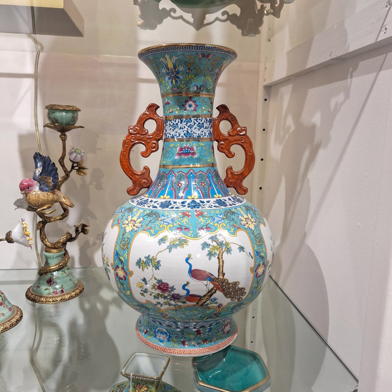Porcelain China Table Vase