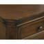 Lit à panneau en bois avec commode, miroir et table de chevet Maderne-594487815