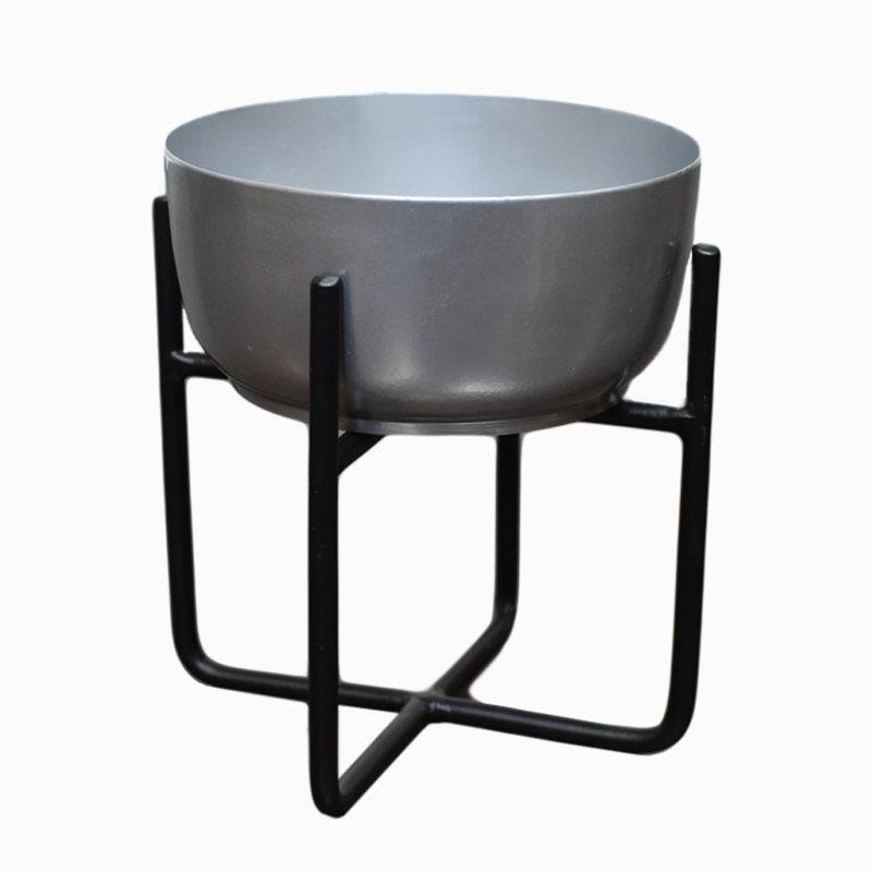 Pot à fleurs en métal, Argent