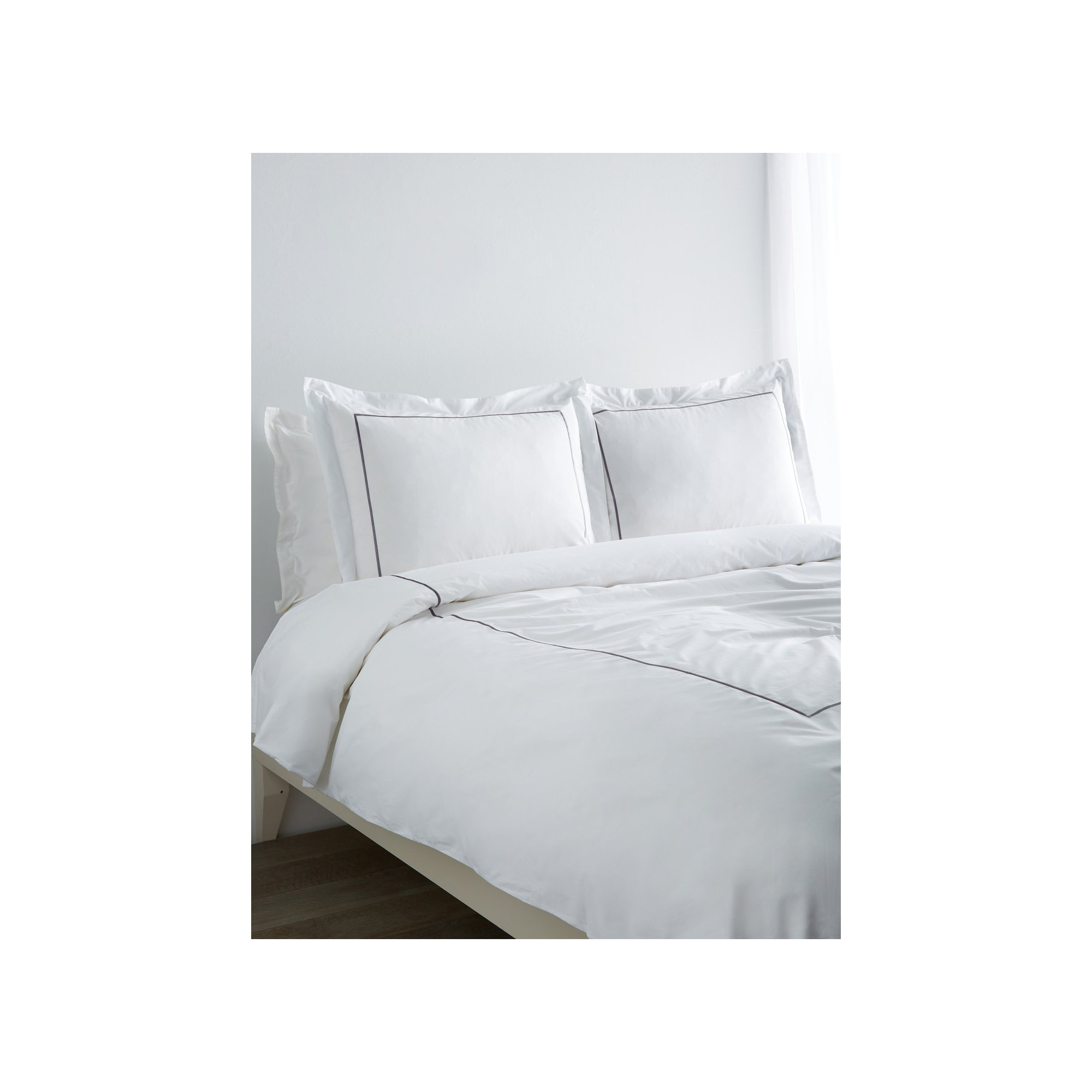 Benin Percale Duvet Cover Set, King Duvet Cover + 2 Shams, Charcoal/White