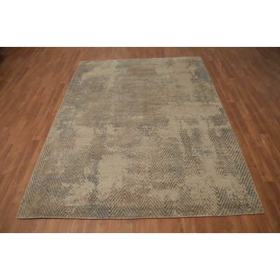Classic Textured Abstract Area Rug 6x8 to Complement Any Room Style