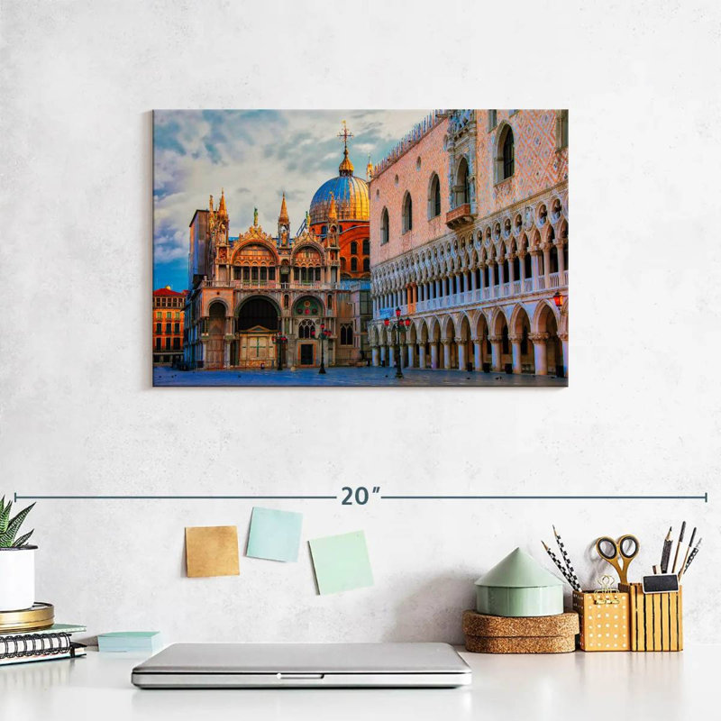 Kavia Saint Mark's Square, 8" H x 12" W