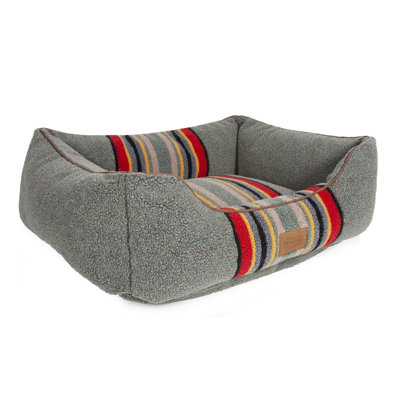 Yakima Striped Pet Bed