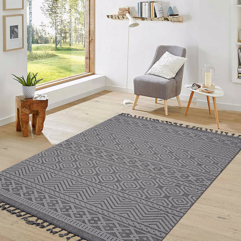 4' X 6' Geometric Indoor /Outdoor Area Rug, Rectangle 4' x 6'2"