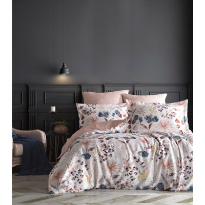Quiltisse Cotton Bedspread with Pillowcases Included