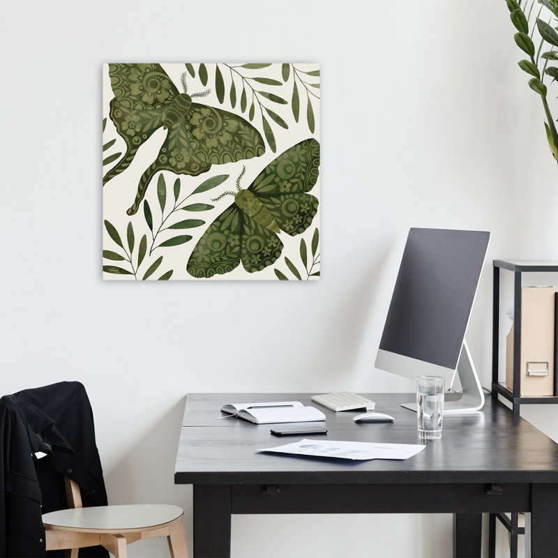 Papillon décoré vert à motif d'inspiration naturelle, H 18 po x l 18 po