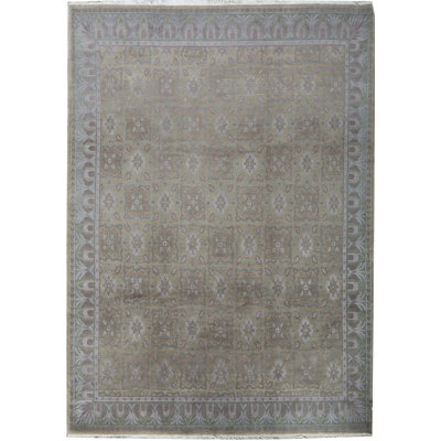 Tapis doré et vert noué à la main de haute qualité