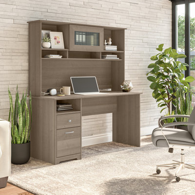 Ozro Computer Desk