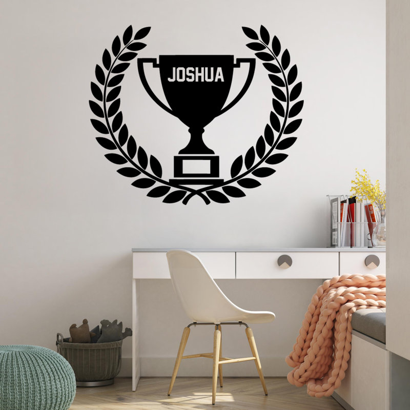 Adhésif décoratif personnalisé football - nom personnalisé et autocollant en vinyle sport pour chambre d'enfant ou chambre de bébé, application facile à peler et coller, conception amovible, bon cadeau pour DS-27