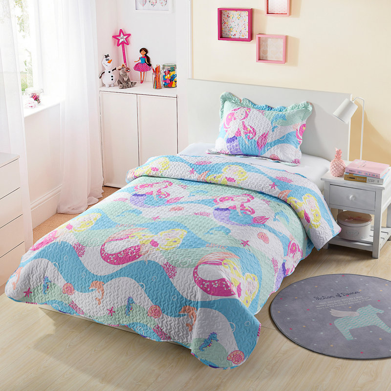 Polyester Animal Print Quilt, Twin
